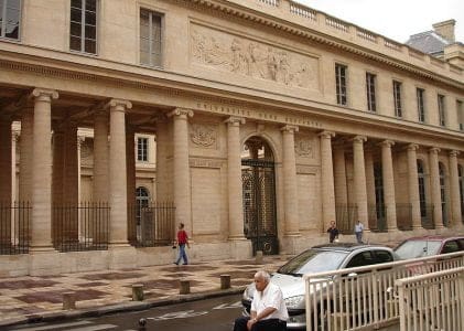 Latest News: University of Paris Descartes offers Master of EdTech